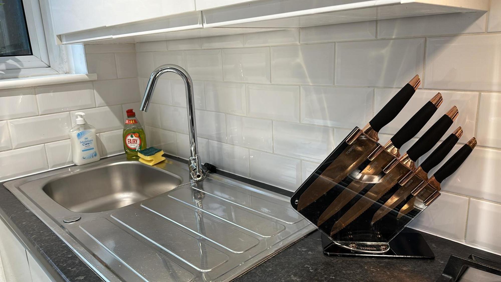 1-bedroom Flat With Small Garden & Paid Parking In Finsbury Park, Highbury * London
